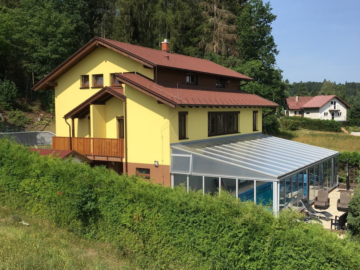 Penzion Hnacov Zavlekov Bagian luar foto